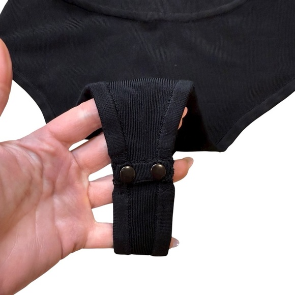 Michael Costello x Revolve Talina bodysuit cut out black size medium long sleeve - Picture 8 of 11